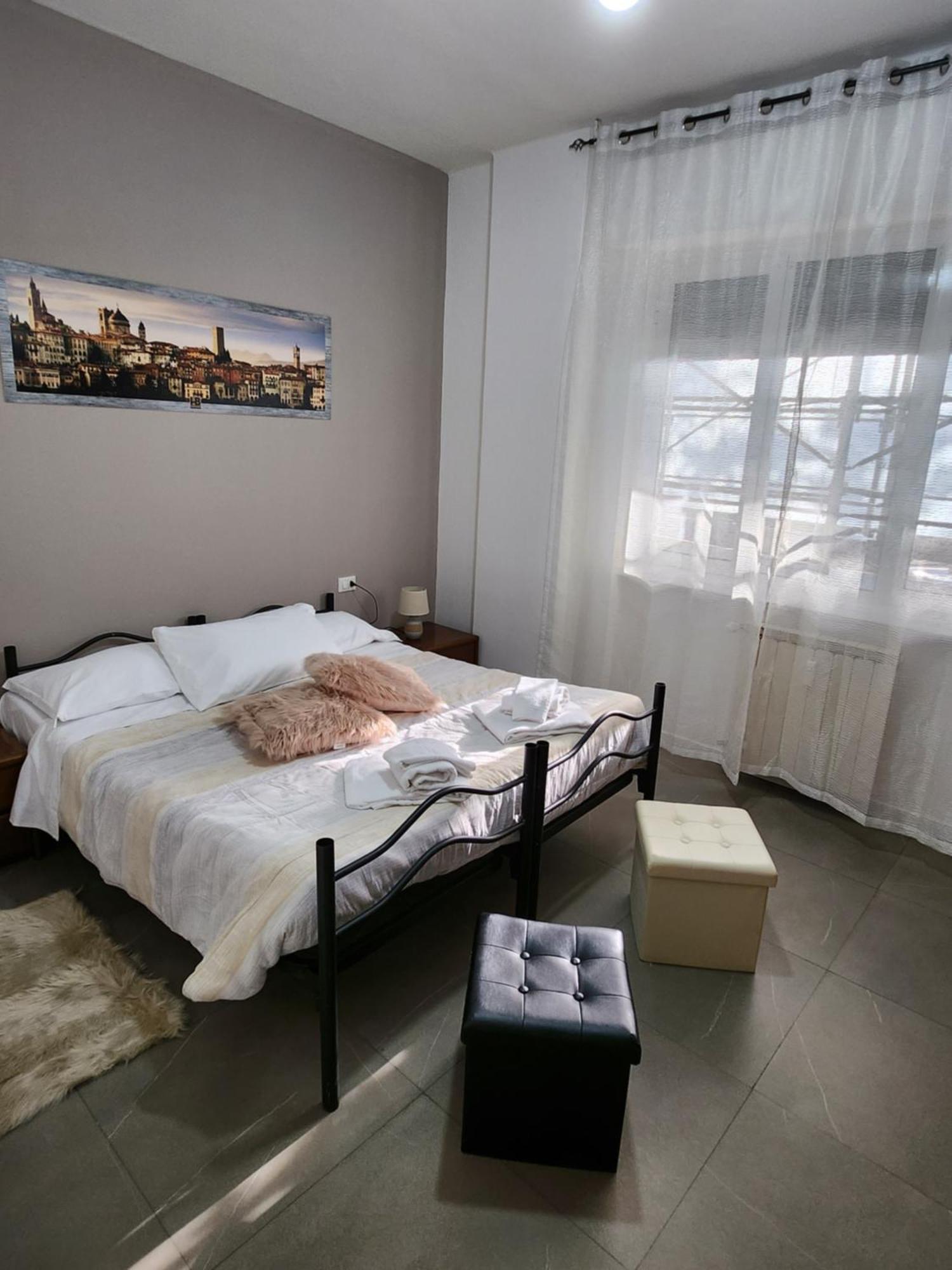 Hb Appartamenti In Centro Bergamo Eksteriør bilde