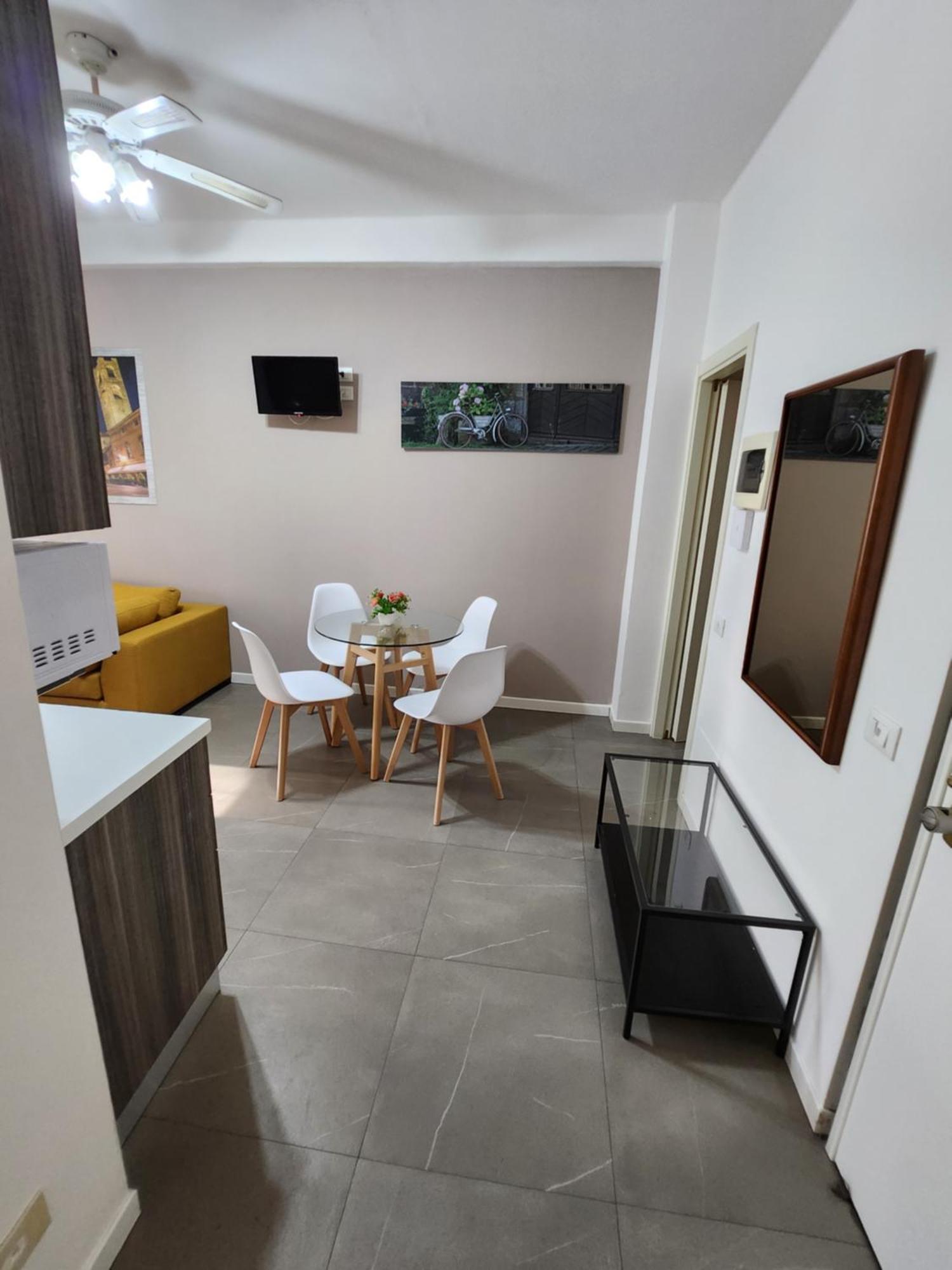 Hb Appartamenti In Centro Bergamo Eksteriør bilde