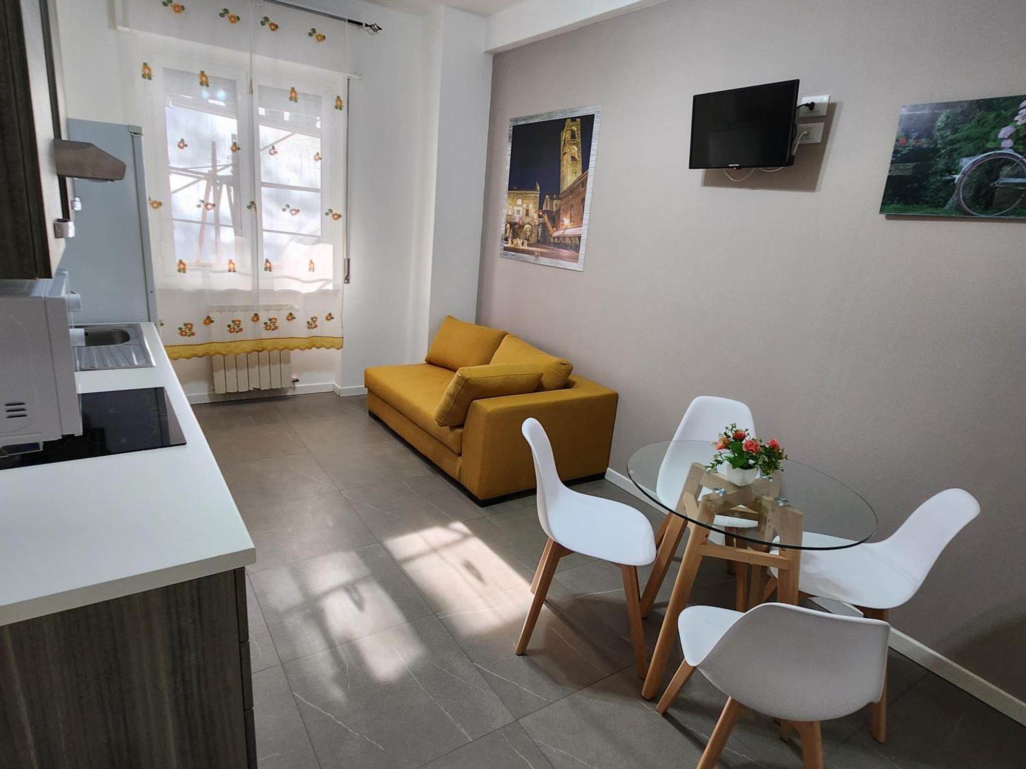 Hb Appartamenti In Centro Bergamo Eksteriør bilde